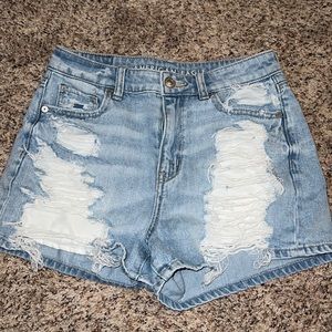 American Eagle Mom short
